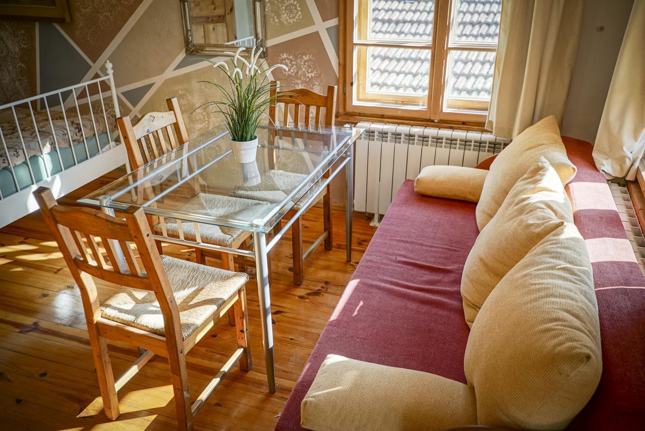 Rooster House Hotel Veliko Tarnovo Exterior photo