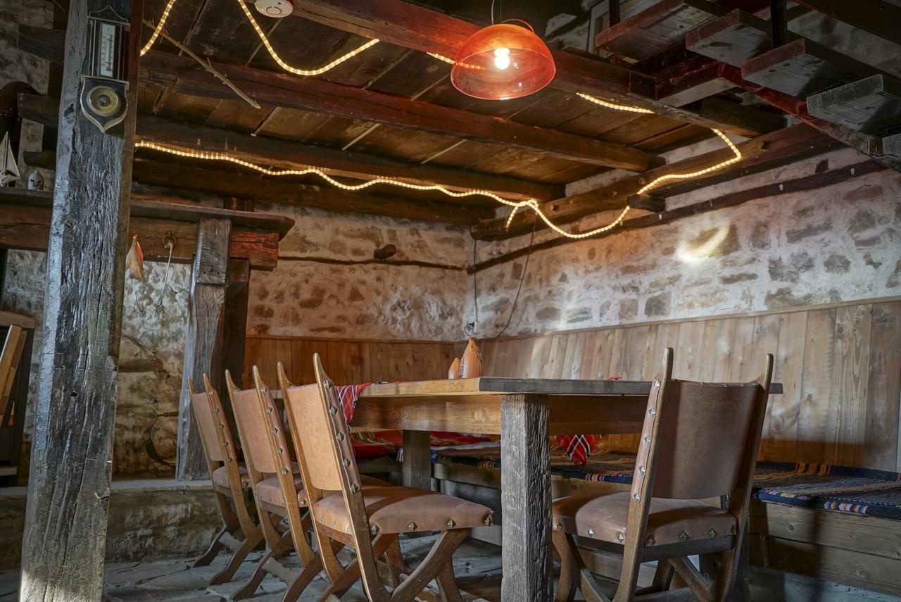 Rooster House Hotel Veliko Tarnovo Exterior photo